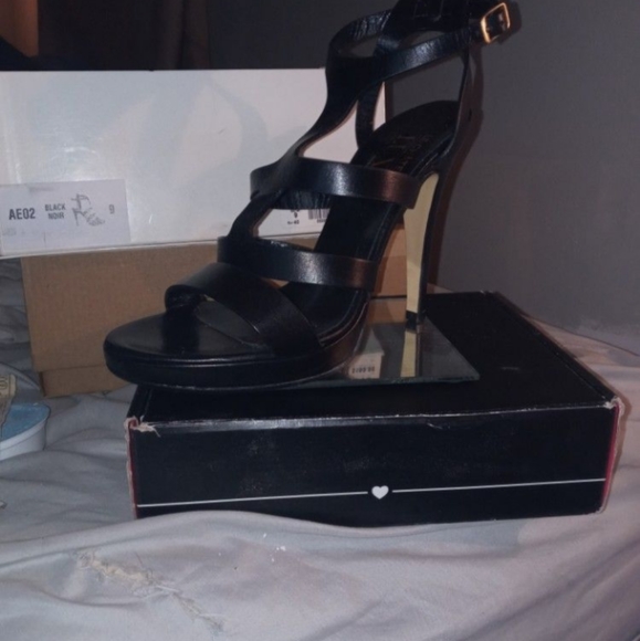 Italian made leather gladiator sandal - Picture 2 of 5